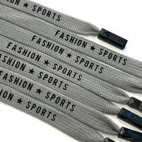 Шнур плоский серый надпись Fashion sports металл наконечник (длина 130см)