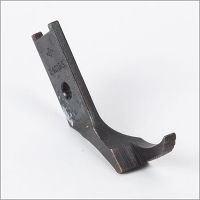 Лапка внешняя 151564-001 (240135) (3-е продв.) односторонняя левая (внутр. 183030-001)